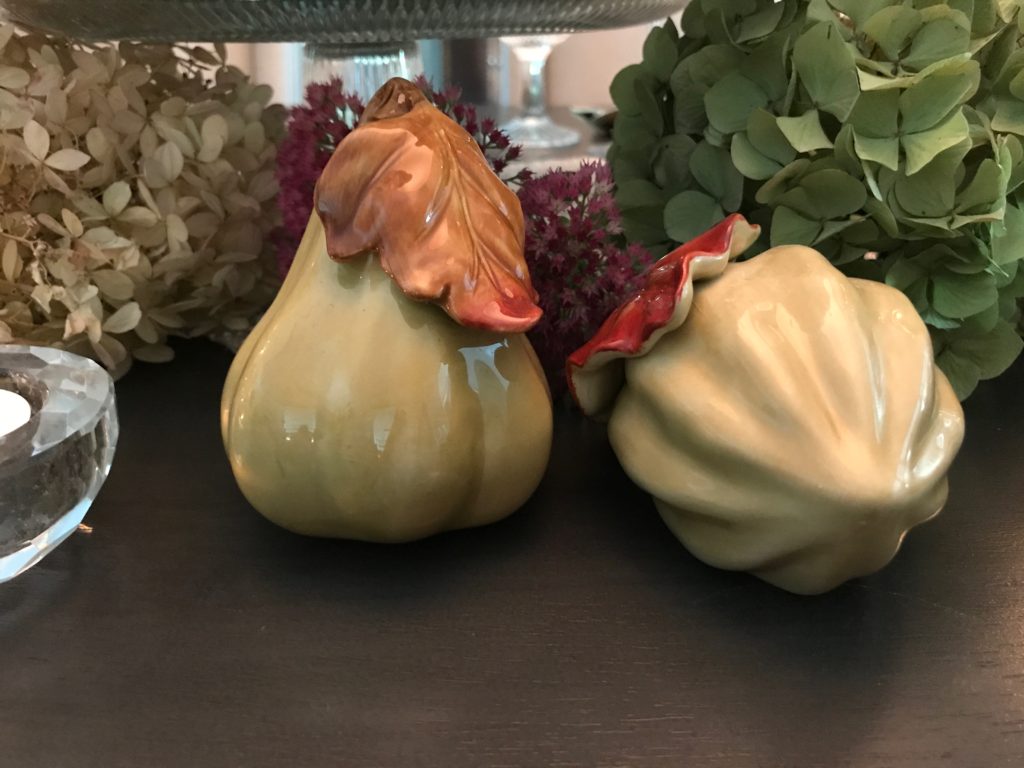 fall decor, fall tablescapes, fall dinner table, thanksgiving dinner, thanksgiving table