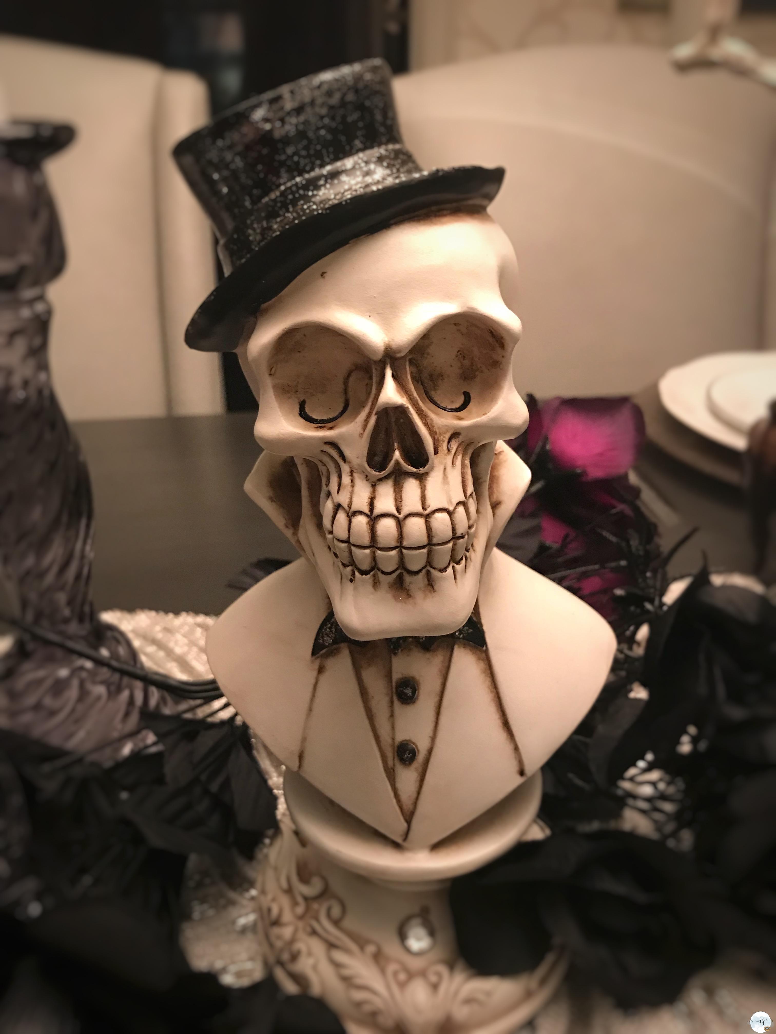 halloween decor, halloween tablescape