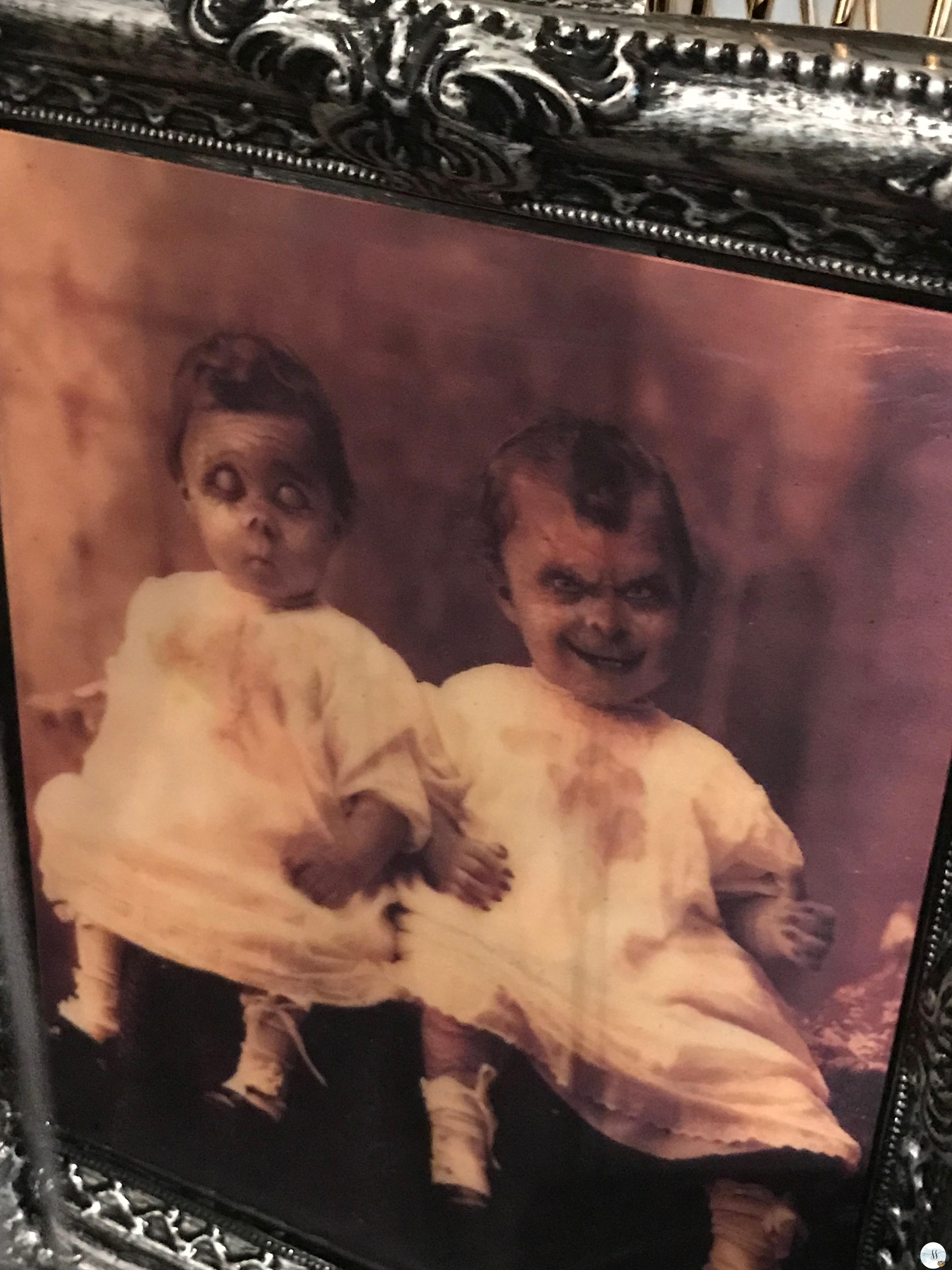 fun gothic tablescape on halloeeen